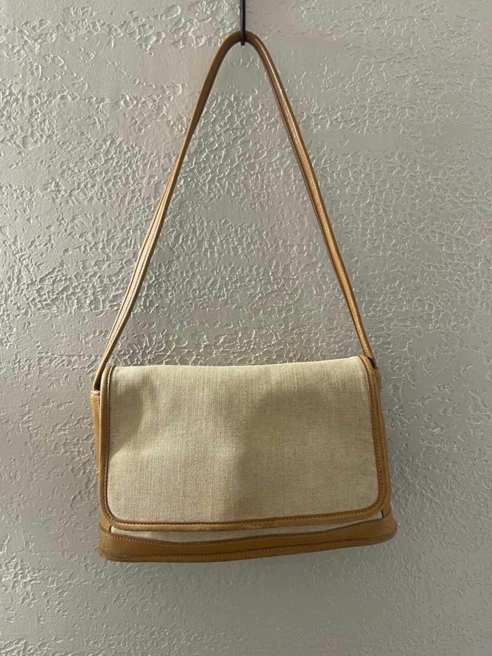 Coach Y2K Cream Canvas Shoulder Bag with Tan Leather Trim - Picture 1 of 11